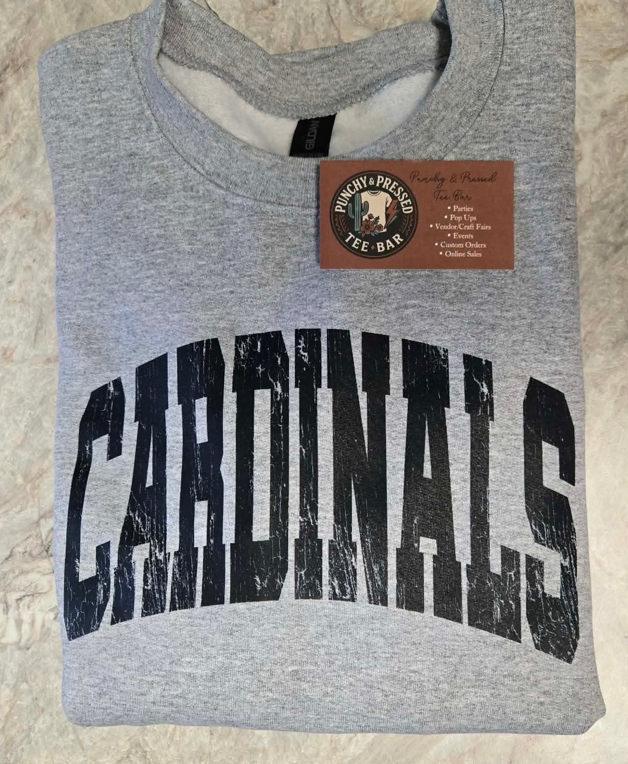 Cardinals Distressed Gildan Tee
