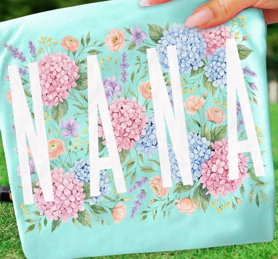 Title Floral Vintage Crew