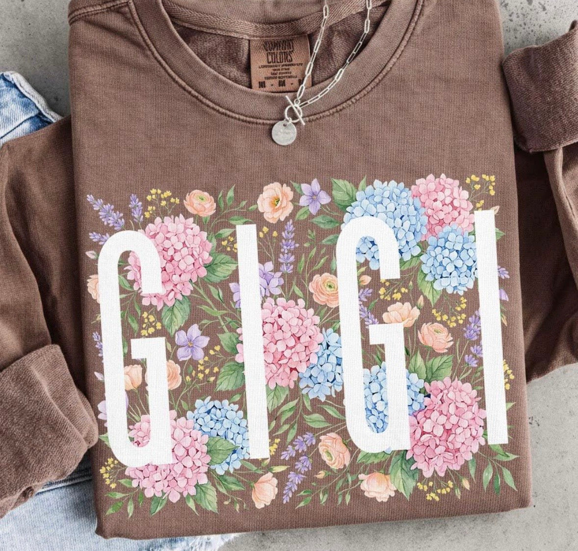 Title Floral Vintage Crew